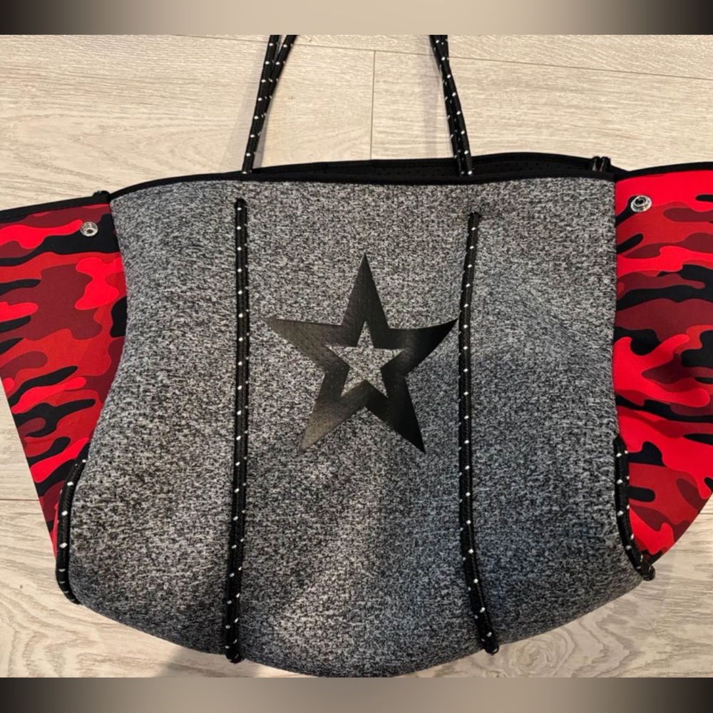 Haute Shore Tote Bag with wristlet